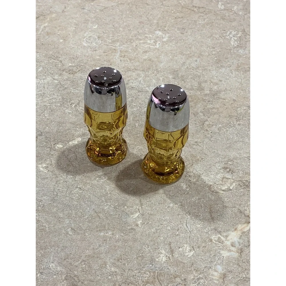 Vintage Viking Georgian Glass Amber Honeycomb Salt And Pepper Shaker Set